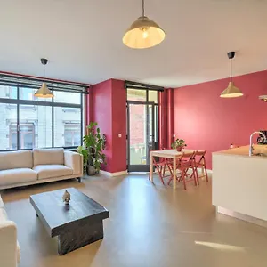 Apartment Spacious In The Heart Of